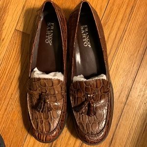 Tan brown loafers croc print